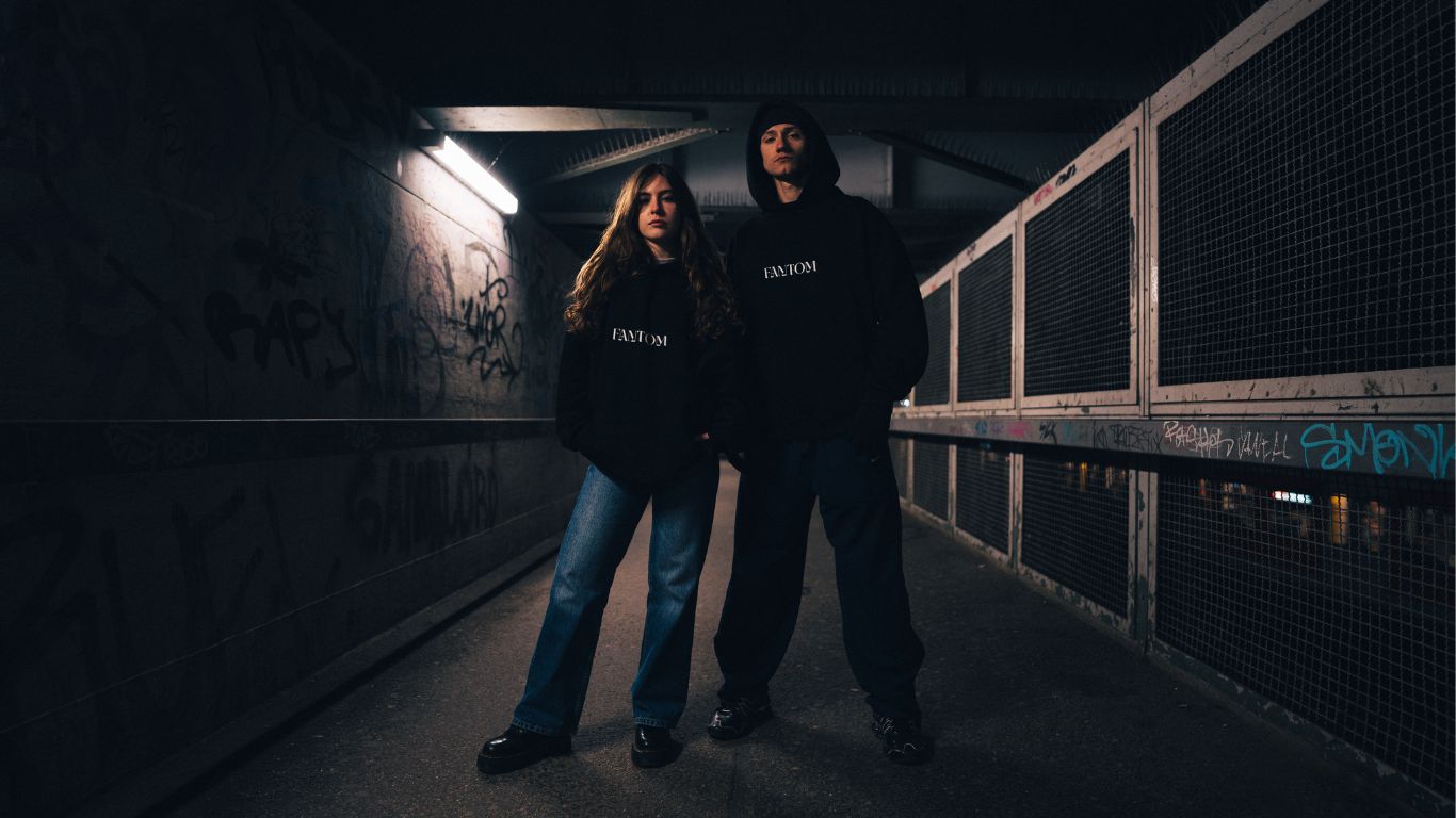 Von Gabber bis Industrial: Die verschiedenen Techno-Stile und ihre Mode